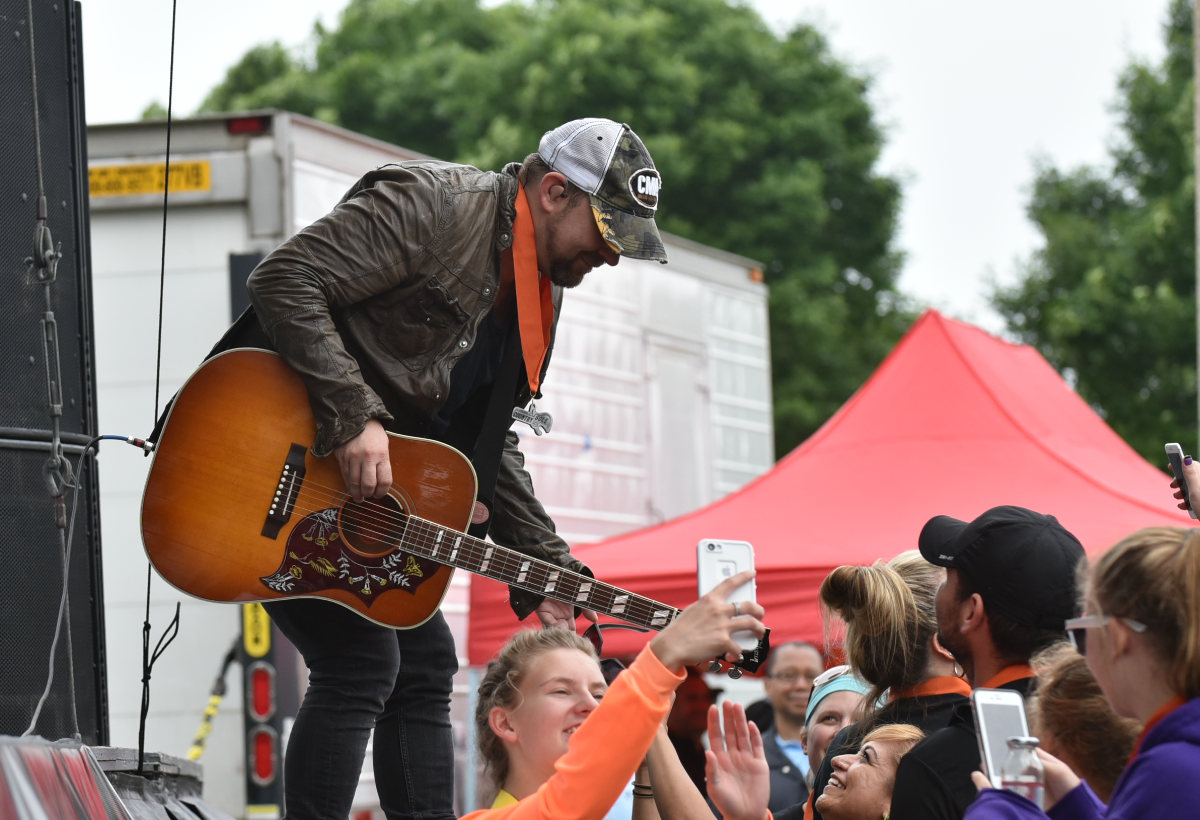 Chicago Fall Classic Half Marathon, 10K & Hot Cider Hustle 5K photo 7