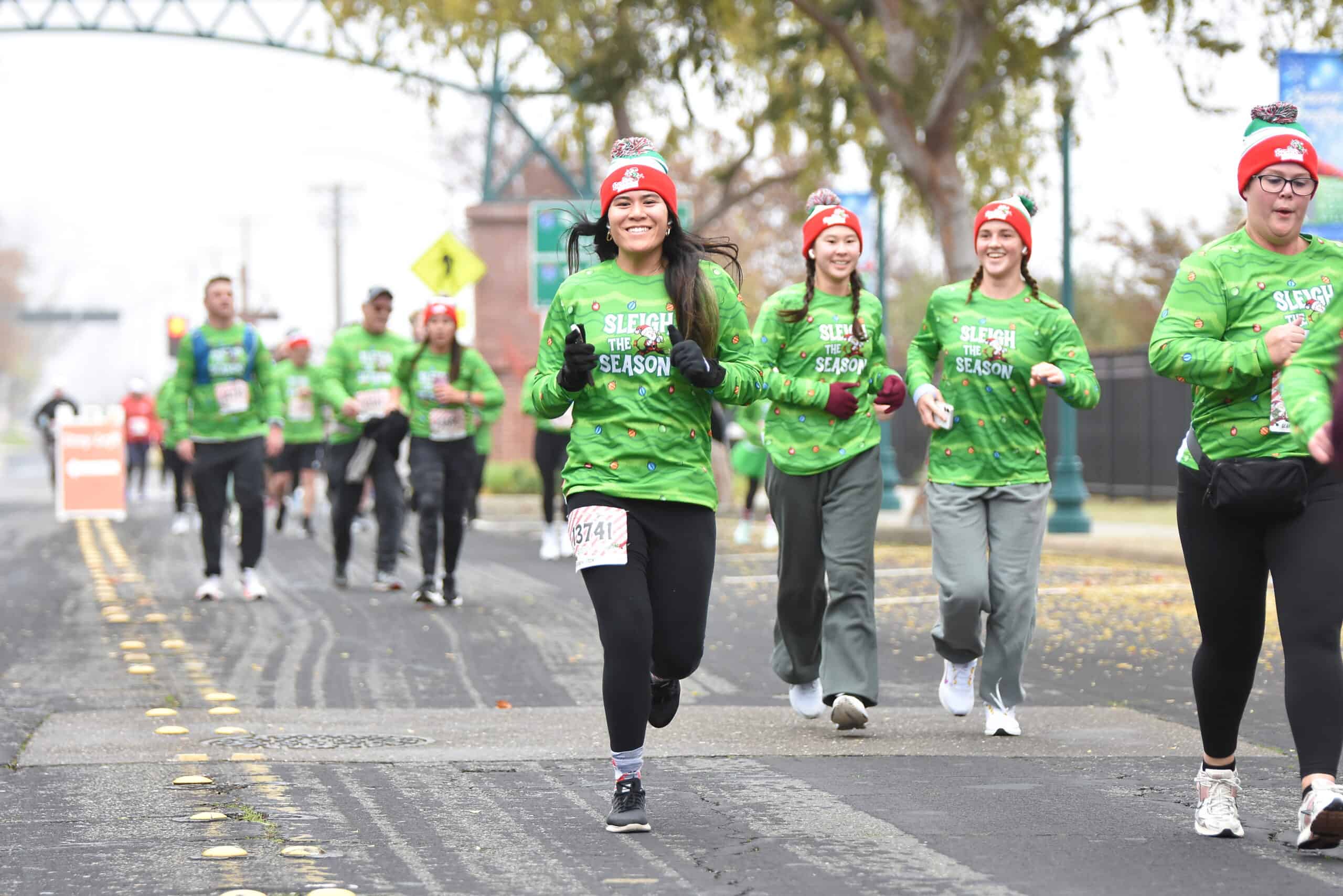 Santa Hustle Roseville photo 6
