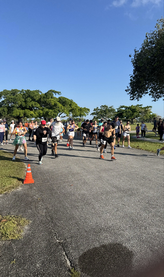 Luau 5K, 10K, & 13.1M at Homestead, FL (21) photo 3
