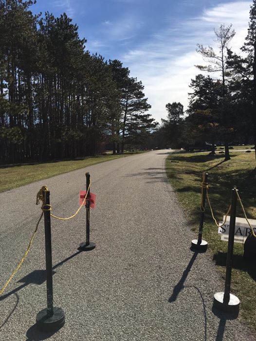 Suttons Bay - Run Michigan Cheap photo 3