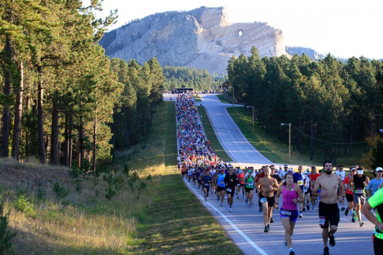 Run Crazy Horse photo 3