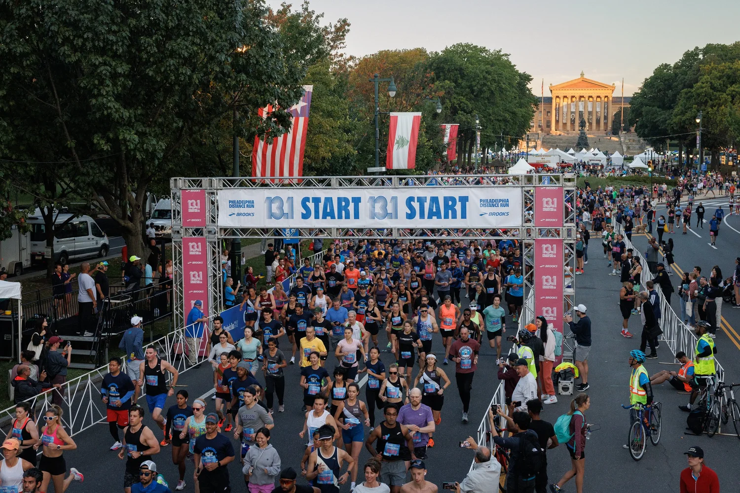 PHILADELPHIA DISTANCE RUN photo 1