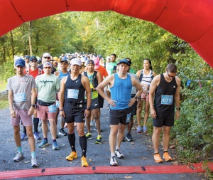 Run On The Rocks • 10M / Half / 20M photo 1