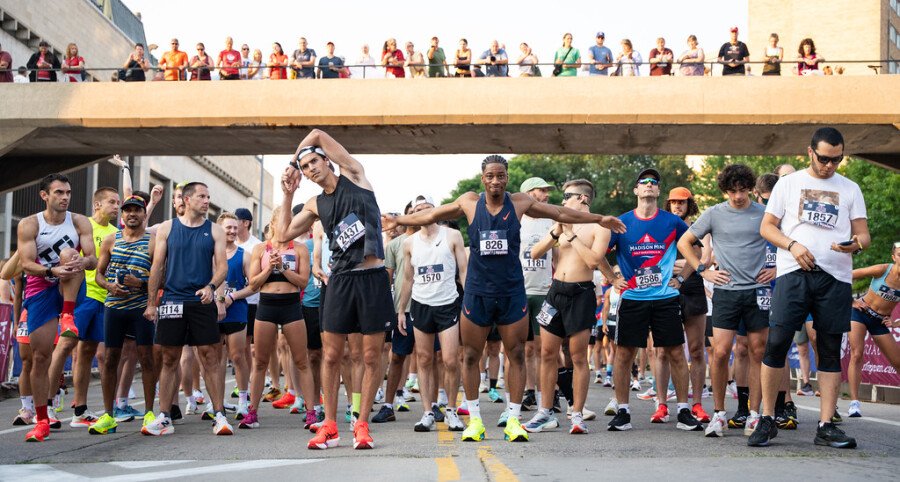 Midwest Financial Group Madison Mini Marathon photo 5