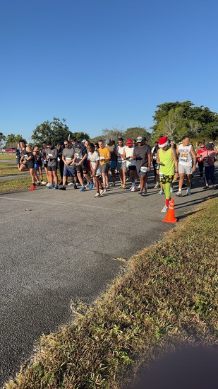 Holiday 5K, 10K, 13.1M & 26.2M at Homestead, FL (52) photo 1