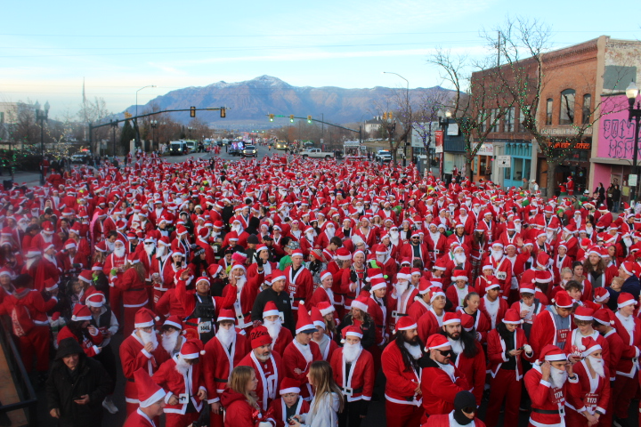 Utah Santa Run - Gardner Village photo 3
