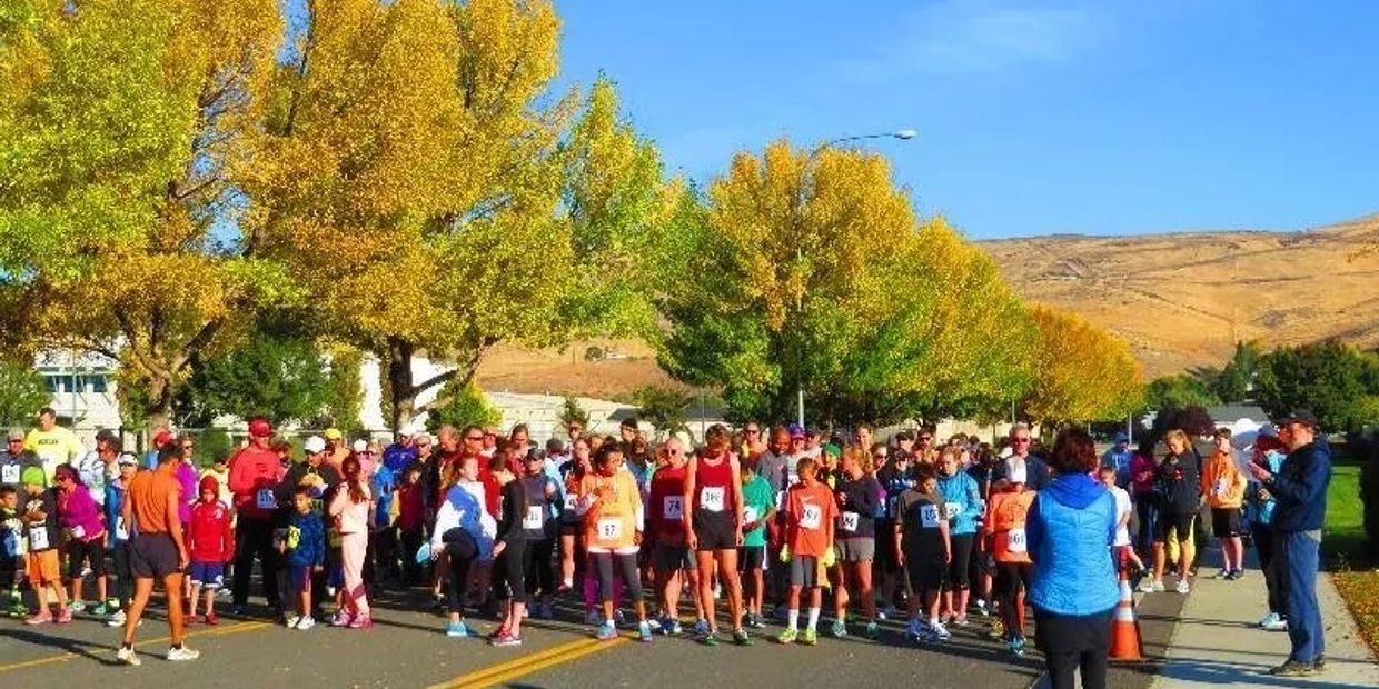 Sun City Barry James Memorial 5K and Half Marathon photo 4