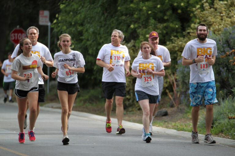 Davis Moonlight Run photo 4