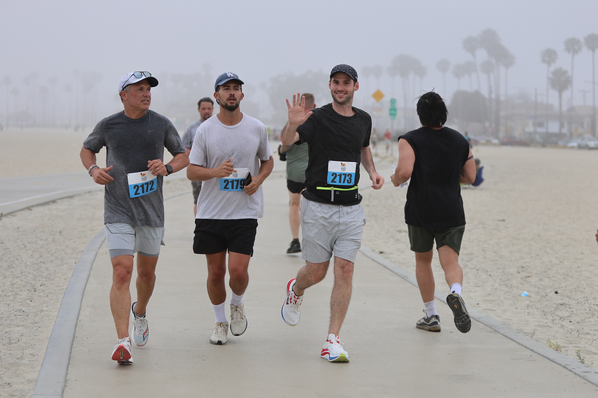 Alien Run – 5K, 10K, 10M, and Half Marathon photo 4