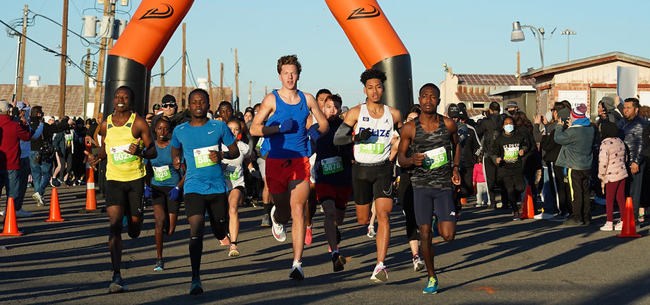 Michelob Ultra El Paso Marathon, Raiz Federal Credit Union Half Marathon, and Spine & Rehab Specialists 5K Run/Walk photo 1