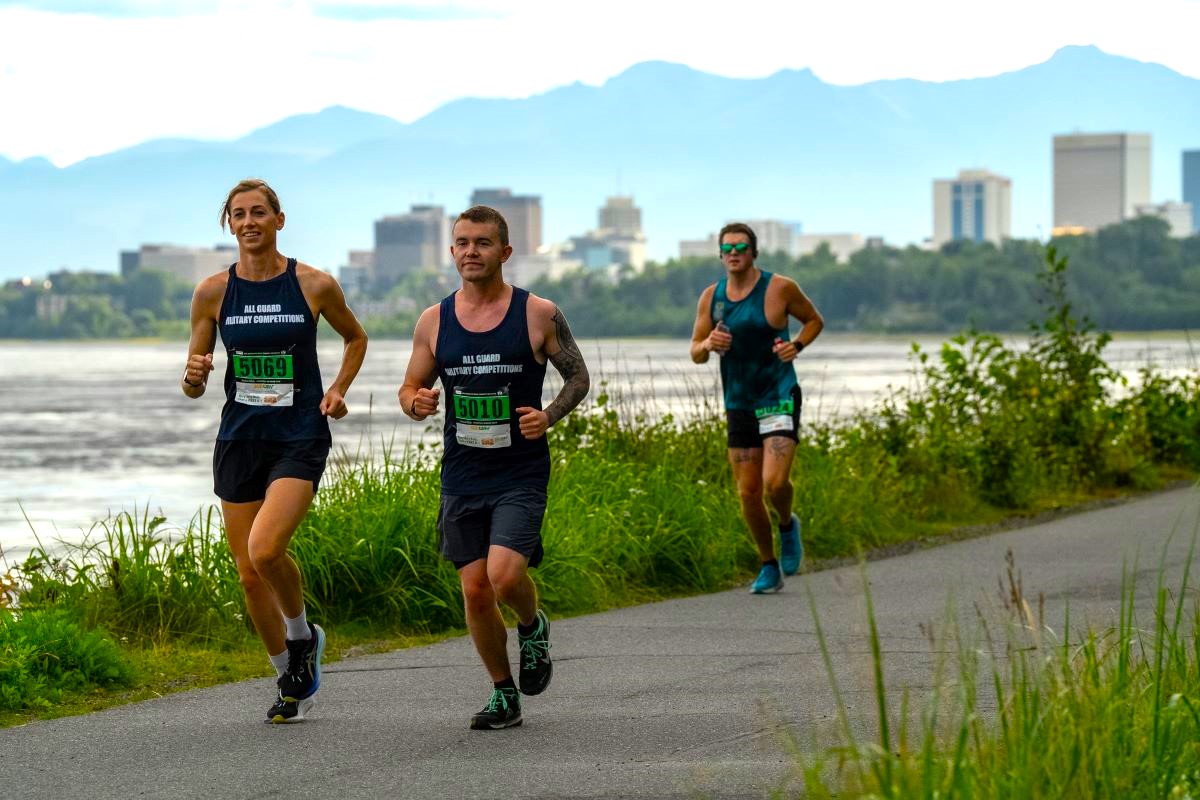 Anchorage RunFest photo 6
